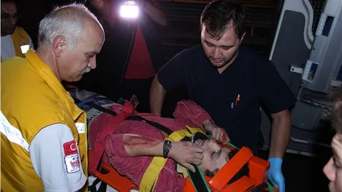 Düğüne giderken hastanelik oldu