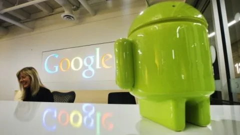 PIN veya desen korumalı Android akıllı telefonun kilidini açmak