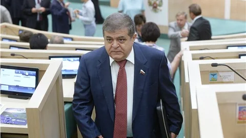 “Türkiye, Rus uçakları kadar IŞİD'in petrol kaçakçılığını da takip etsin”