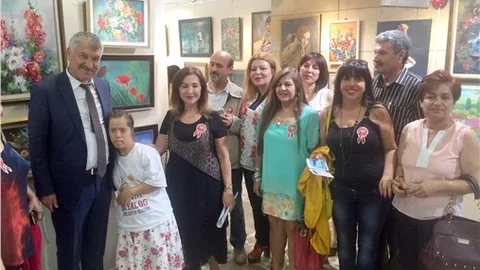 'Sanatçı Yüreği Engel Tanımaz' temalı resim sergisi açıldı