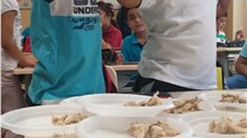 Fen dersinde, pişmiş tavuğun başına gelmeyen kalmadı