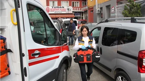 Otel odasında ölü bulundu