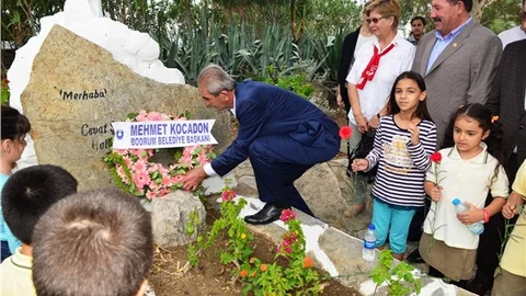 Halikarnas Balıkçısı Bodrum'da mezarı başında anıldı