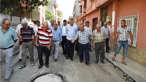 Başkan Karalar, asfalt çalışmalarını denetledi