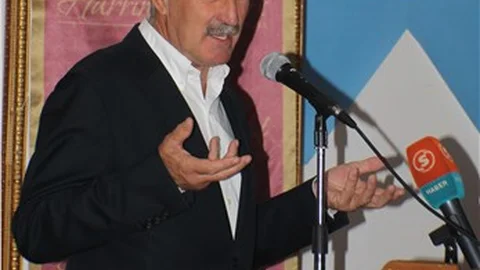 Ertuğrul Günay Cumhurbaşkanı bu arkadaşlardan danışma alıyorsa, vah