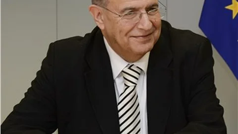 Rum bakan, 'Türkiye'nin 17. faslı açmasına karşı değiliz' dedi; ülke karıştı