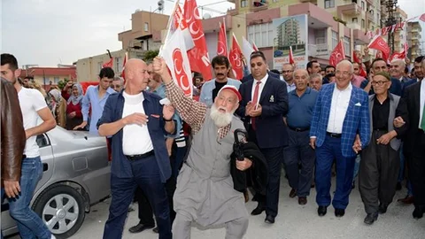 MHP’den büyük yürüyüş 