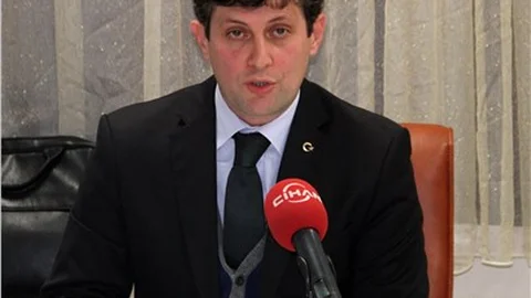 'Yardımların doğru yere gitmesini sağlamak için rehberlik yapıyoruz'