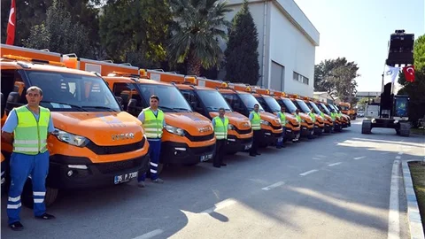 İZSU, filosuna 44 araç daha ekledi