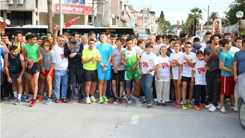 Bucalılar 20 yıl aradan sonra halk koşusunda buluştu