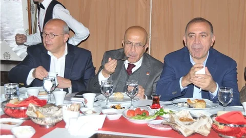 Berberoğlu Medya operasyonlarıyla halkın nefes borusu kesiliyor