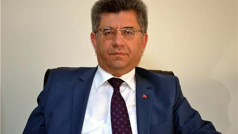 "Kanunla ya da yargıyla oralara el koymuş olmak hukuki olduğu anlamına gelmez"