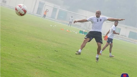 Roberto Carlos, Hindistan Ligi'nde liderliğe oynuyor