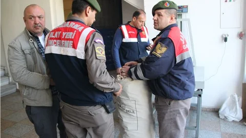Alaplı'da 13 kilo esrar ele geçirildi