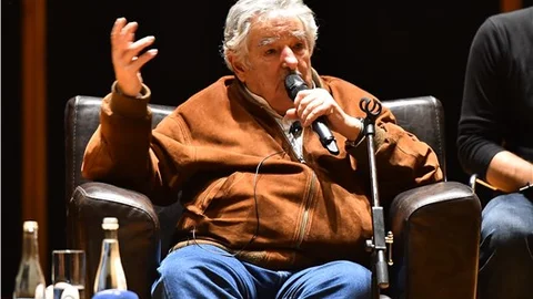 Nobel ödülünü reddeden Mujica Hangi yüzle barış ödülü veriyorlar?