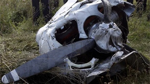 Kırım'da uçak kazası 4 ölü