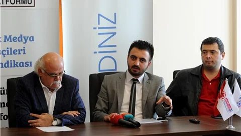 Bugün Gazetesi muhabirleri, Pak Medya İş'te ortak açıklama yaptı