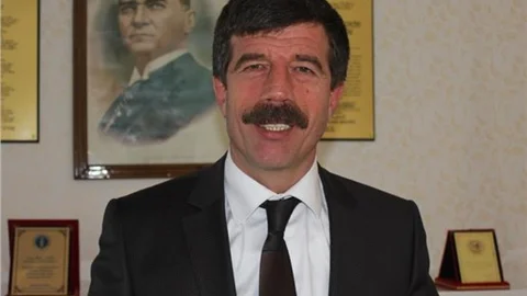 'Sultan Abdülhamit Han' kapısının yıkımına eski başkan da tepki gösterdi