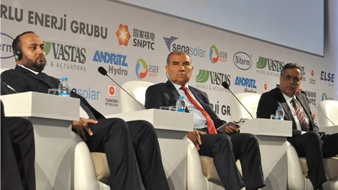 Enerji Bakanı Akkuyu'da 2023'e kadar bir veya iki reaktör devreye alınacak