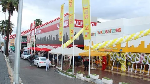 Alfemo’dan Kuşadası'na iki mağaza birden