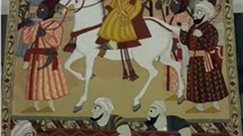 Fas’ta eski cüzzam hastalarından duvar halısı sergisi