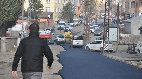 Kars Belediyesi Asfalt çalışmlarına destek olmuyorsanız, köstek olmayın