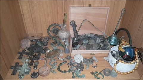 Sakarya'da tarihi eserler ele geçirildi