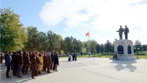 Atatürk, İnönü Üniversitesi’nde anıldı