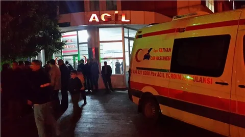 Arabanın çarptığı öğrenci hayatını kaybetti