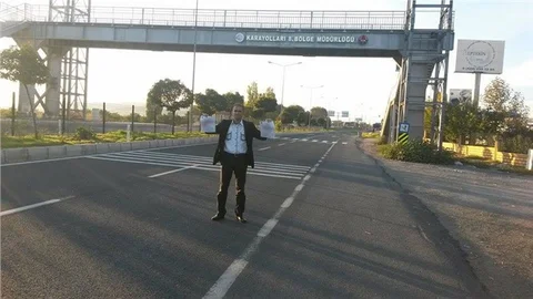 Vatandaşların sorunlarını radyodan ileterek çözüm bulmaya çalışıyor