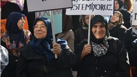 Kayapalılar, taş ocağı için gelen ekipleri kovdu