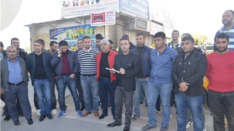 Taksiciler, yüksek sigorta ve korsana karşı eylem yaptı