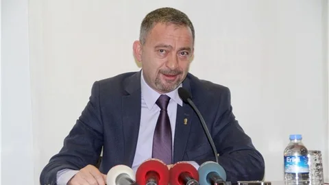 Ümit Kocasakal CHP’nin fabrika ayarlarına dönmesi lazım