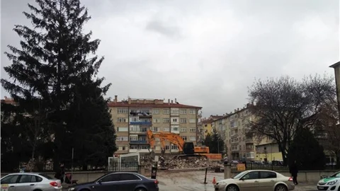 Yeni Hükümet Konağı’nın yeri konusunda tartışmalar alevlendi