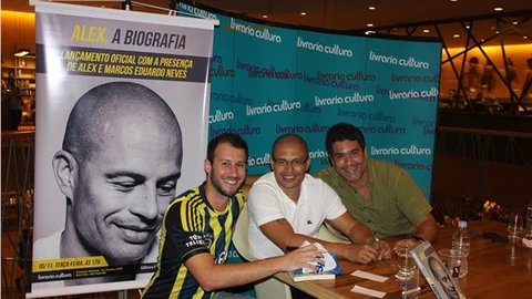 Alex de Souza'nın hayatı kitap oldu