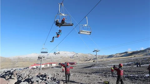 Erciyes’te pist güvenlik ekibi tatbikat yaptı