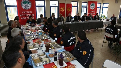 Başkan Çelik İtfaiye teşkilatımız Türkiye’ye örnek olacak