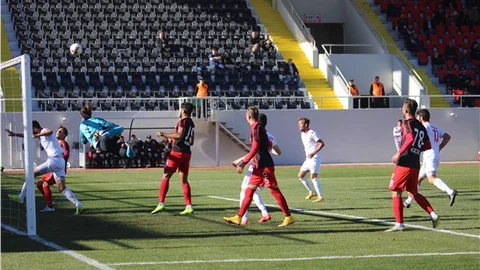 Linyitspor evinde berabere kaldı