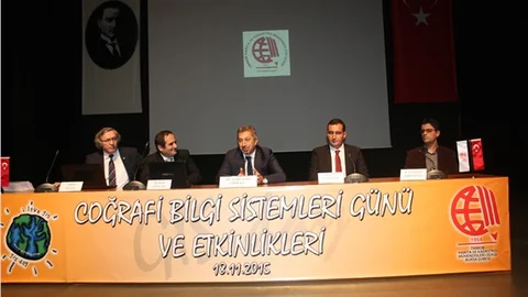 Mimarlar Coğrafi bilgi Sistemlerini tartıştı