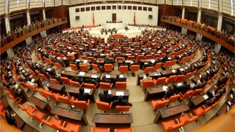 Birinci Turda Meclis Başkanı Seçilemedi