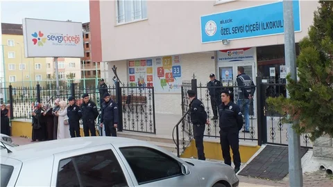 Eğitim kurumlarına baskına tepki Terör örgütü okul açmaz, okul basar