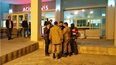 Siverek'te polise saldırı 1 şehit, 1 yaralı
