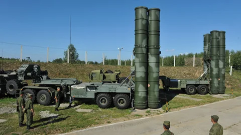 Rusya Suriye üssüne S-400 ve S-300 füzeleri gönderiyor