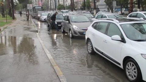 Mersin’de Yazdan Kalma Günler Gitti, Yağmur geldi