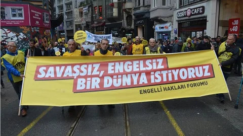 Engelliler, engelsiz bir dünya için yürüdü