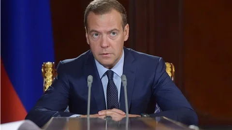 Medvedev Türkiye’ye karşı ekonomik önlemleri genişletebiliriz