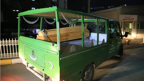 Sancaktepe'de öldürülen teröristin cenazesi morga kaldırıldı