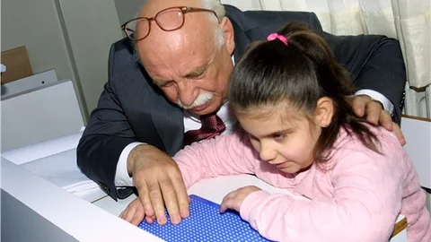 Bakan Avcı Engelli vatandaşları ülkeye kazandırmak öncelikli görevimiz