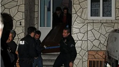 Aydın'da baba cinneti Eşini ve iki çocuğunu öldürdü
