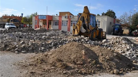 Silifke Belediyesi’nden 40 Okula Destek